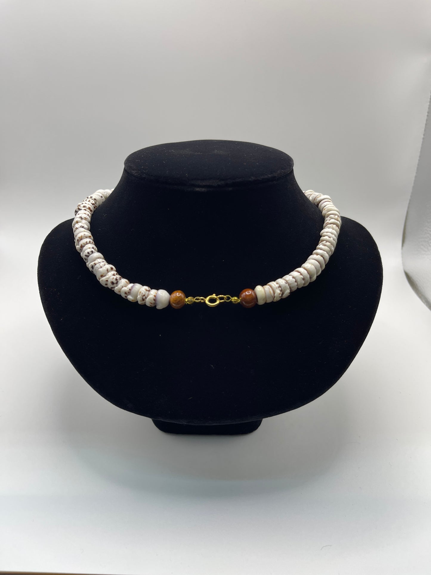 18” Puka Shell Necklace “Tiger”
