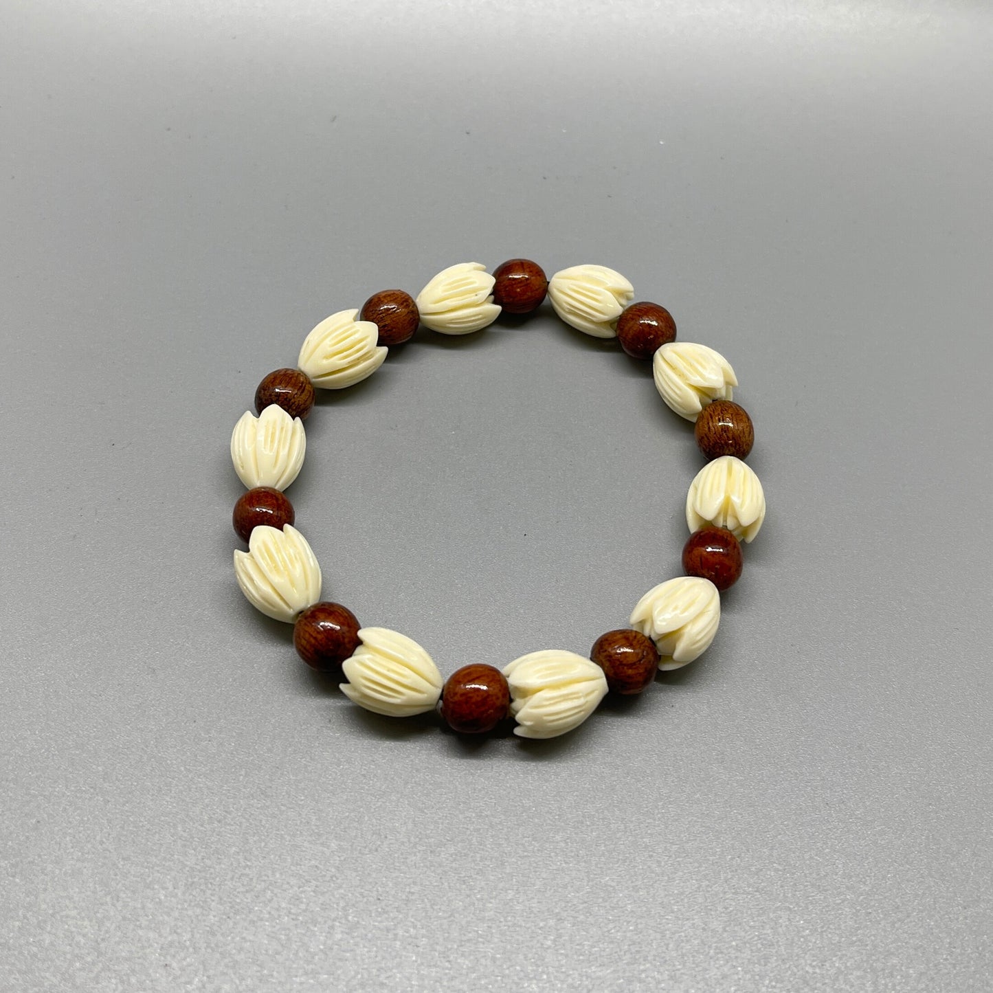 8mm Koa Bead and Pikake Stretch Bracelet